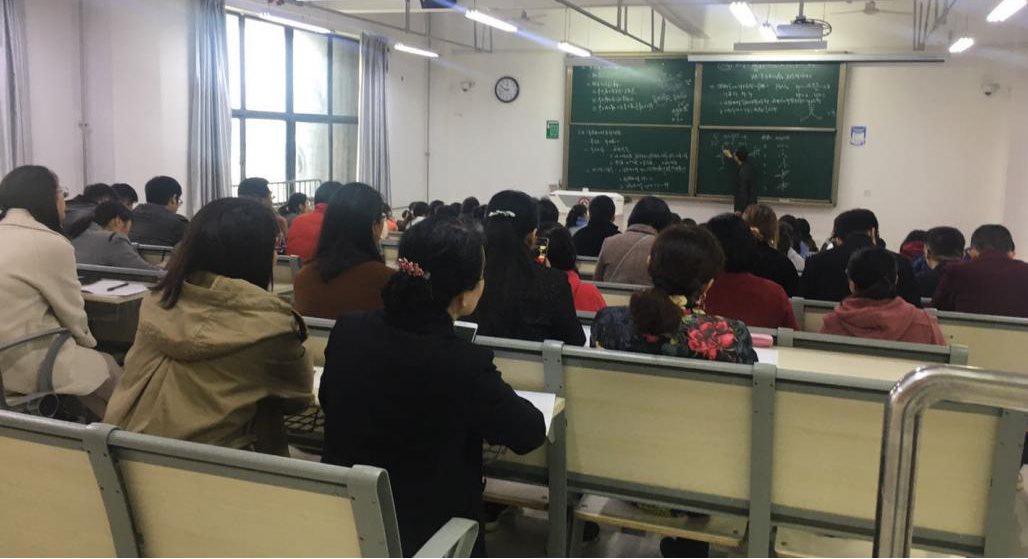 化学化工学院组织开展示范课教学活动 化学化工学院组织开展示范课教学活动